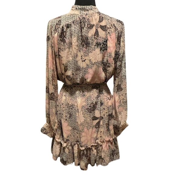 Vici Dress - Picture 3 of 5